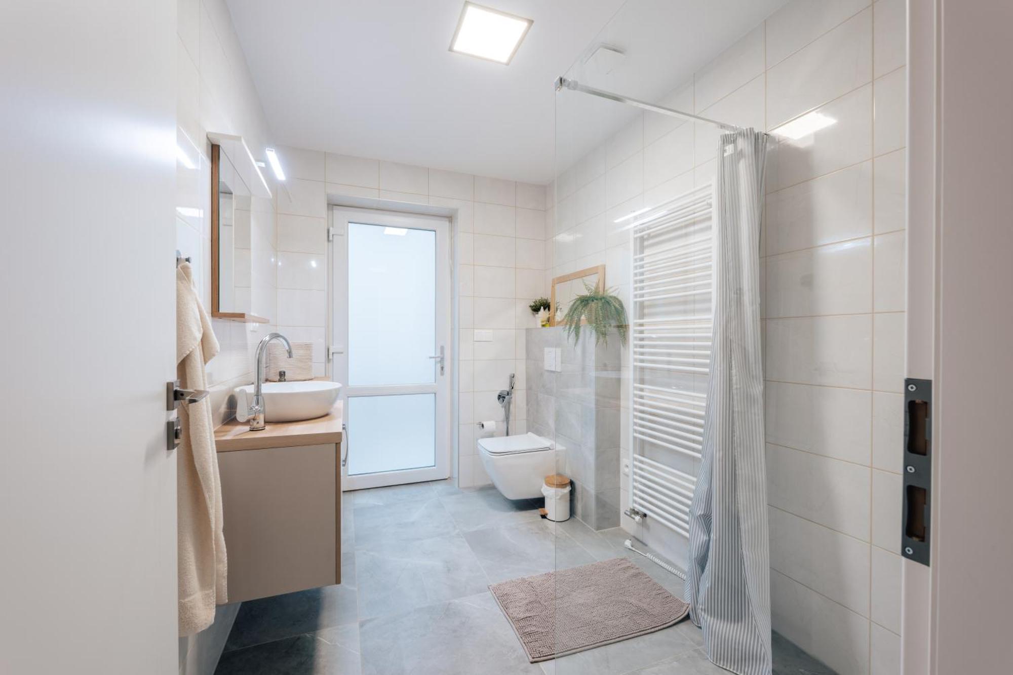 Apartman U Sklepu Sardice Екстериор снимка